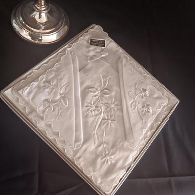 HOLLYWOOD REGENCY-STYLE FIVE ARM CONVERTIBLE CANDELABRA IN SILVER AND COPPER FINISH