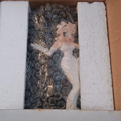 Sale Photo Thumbnail #368