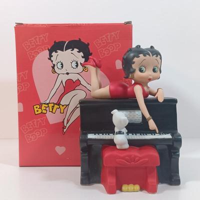 Sale Photo Thumbnail #380