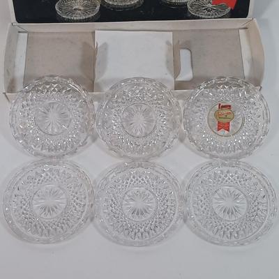 LOT 23: MCM Freeman McFarlin Siamese Cat Statue with Bandwagon Inc Cat Coasters & More