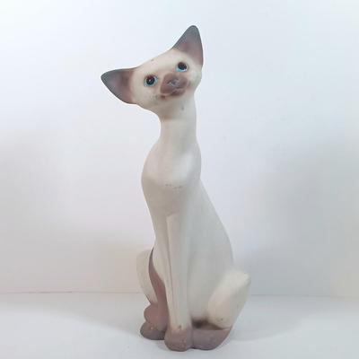 LOT 23: MCM Freeman McFarlin Siamese Cat Statue with Bandwagon Inc Cat Coasters & More