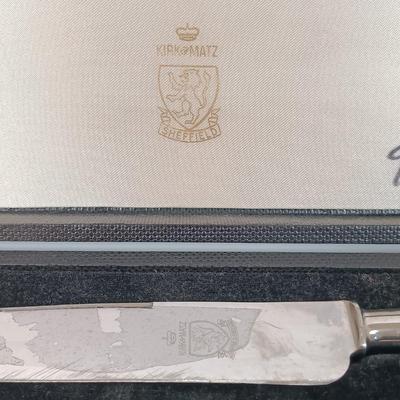 LOT 25: Longaberger Pottery Woven Traditions Bundt Pan, Kirk & Matz Sheffield Carving Knife and Fork, Pampered Chef Easy Accent...