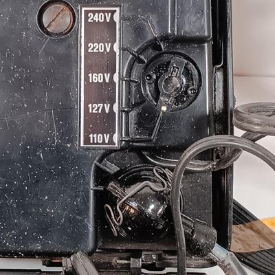 LOT 29: Vintage German Metz Mecablitz 500 Camera Flash