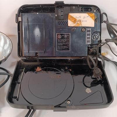 LOT 29: Vintage German Metz Mecablitz 500 Camera Flash