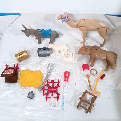 LOT 31: Vintage Playmobil Nativity and Wise Kings with NIS Carolyn Ewing Books & Bob the Builder Christmas Book