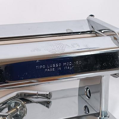 LOT 36: Marcato Atlas 150 Pasta Maker & HausenWare Olive Oil Dipping Set