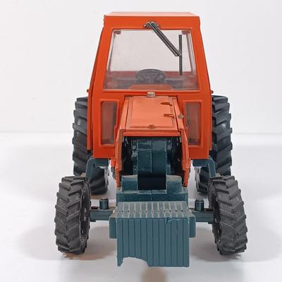 LOT 40: Yonezawa Kubota MType Toy Tractor