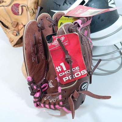 LOT 42: Vintage Bowman Football Cards, NWT Rawlings Baseball Glove, KMart 20th Anniversary Baseball Cards, Purina Co Baseball Cards &...