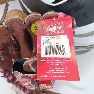 LOT 42: Vintage Bowman Football Cards, NWT Rawlings Baseball Glove, KMart 20th Anniversary Baseball Cards, Purina Co Baseball Cards &...