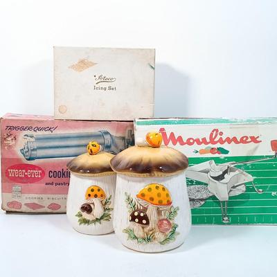 LOT 44: Sears 1978 Merry Mushroom Jars, Ateco Icing Set, Wear Ever Cookie Gun & Moulinex Julienne