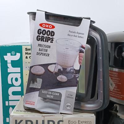 LOT 45: New/Old Stock OXO Batter Dispenser, Krups Egg Express, Cuisinart Smart Stick Hand Blender with KitchenAid Architect Coffee Maker