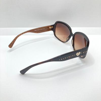 LOT 55: Coach Sunglasses (HC 8027 (L902 Scarlett) 5006/13 (Tortoise) with Case