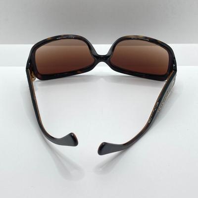 LOT 55: Coach Sunglasses (HC 8027 (L902 Scarlett) 5006/13 (Tortoise) with Case