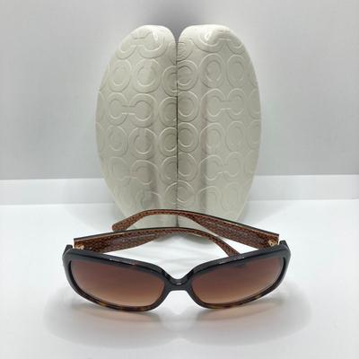 LOT 55: Coach Sunglasses (HC 8027 (L902 Scarlett) 5006/13 (Tortoise) with Case