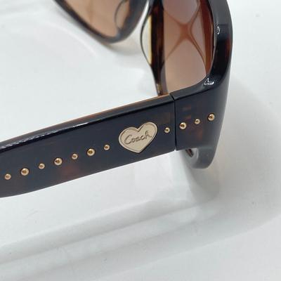 LOT 55: Coach Sunglasses (HC 8027 (L902 Scarlett) 5006/13 (Tortoise) with Case