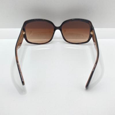 LOT 55: Coach Sunglasses (HC 8027 (L902 Scarlett) 5006/13 (Tortoise) with Case