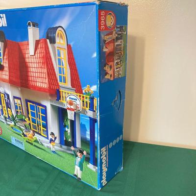 LOT 57: Vintage Suburban House Playmobil 3965 (Modern Red Roof Home) in Original Box