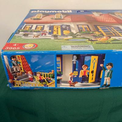 LOT 57: Vintage Suburban House Playmobil 3965 (Modern Red Roof Home) in Original Box
