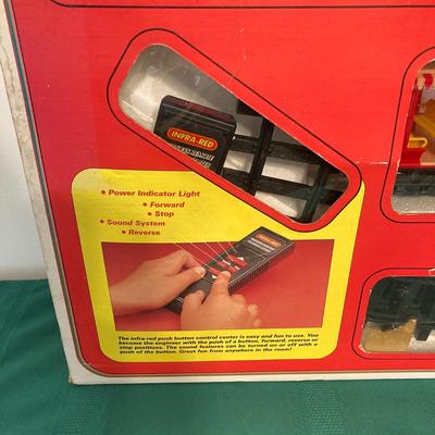 LOT 58: Vintage Walt Disney World R.R. (New Bright Industrial Co.) No. 95005 Train in Original Box