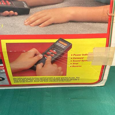 LOT 58: Vintage Walt Disney World R.R. (New Bright Industrial Co.) No. 95005 Train in Original Box