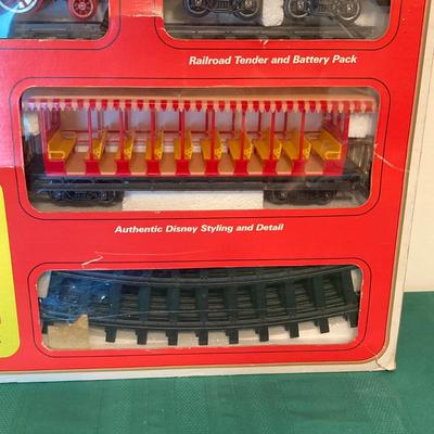 LOT 58: Vintage Walt Disney World R.R. (New Bright Industrial Co.) No. 95005 Train in Original Box