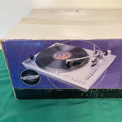 LOT 60: Stanton STR8-80X Direct Drive Turntable in Original Box