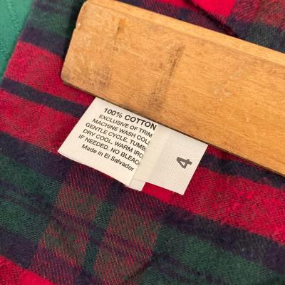 LOT 66: L. H. Kemper Code of Arms / Family Crest Artwork, Scottish Wool Golf Hats, Therese Children's Vest / Hat, WJ Family Castle...