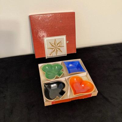 LOT 67: Vintage Japan Lusterware Ashtrays / Four Suit China Trinket Dishes, S. Anargyros Murad Turkish Cigarettes Box and Matches