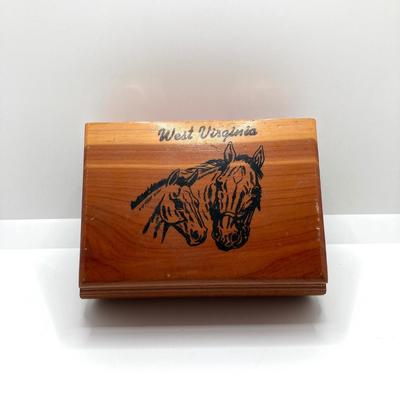 LOT 68: Tasco Pronghorn Rifle / Target Scope, Trading Cards (Roundup, Country Classics, Automotive Museum and Airplane), West Virginia...