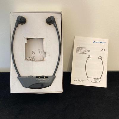 LOT 70: Vintage PhoneMate Telephone / Answering Machine 7050, Component Video Cables, Sennheiser Audioport and Corning Cable Systems...