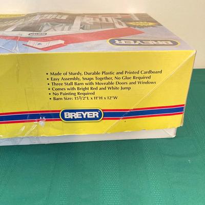 LOT 71: Breyer Toys - Classics Barn No. 720650 in Original Box and Cosmus Pegasus