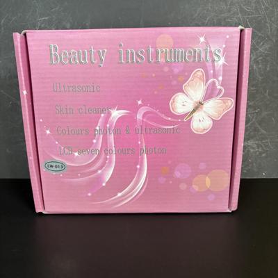 LOT 82: Beauty Photon Light Collection: 3 New/Old Stock Instruments