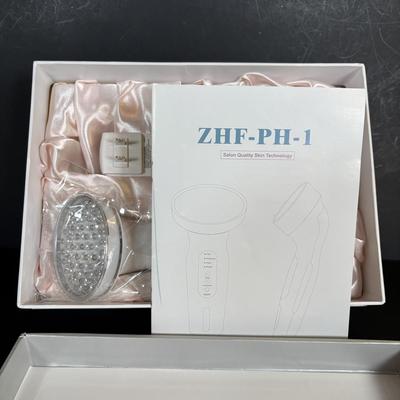 LOT 3: LED Light Therapy Face Mask & Skincare Options PHF-PH-1 Beauty Light/Treatment