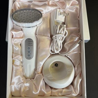 LOT 84: NIP Teak Tub Caddy, Skincare Options PHF-PH-1 Beaty Treatment/Light & What a Relief Infrared Heat Massager