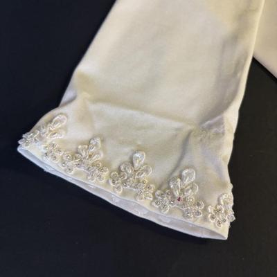 LOT 85: NIP Lucky Number 6 Gift Set, Beautiful Embroidered Elbow Length Bridal Gloves & Collector Shoes