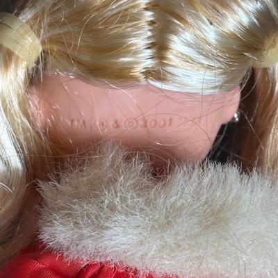 LOT 90: Vintage 2001 Bratz Dolls w/Accessories