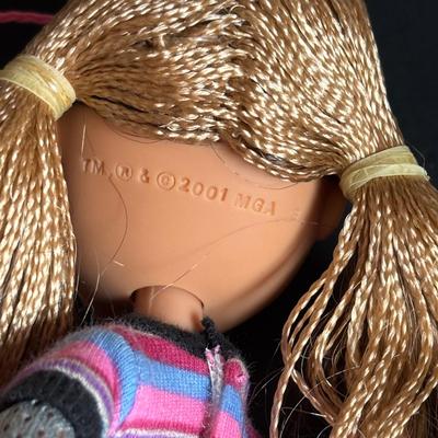 LOT 90: Vintage 2001 Bratz Dolls w/Accessories