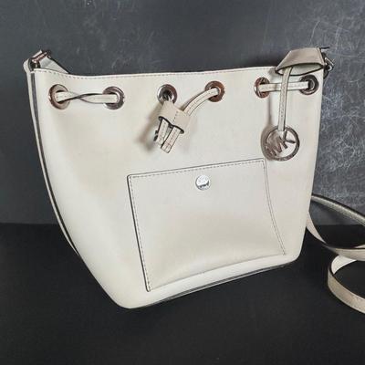 LOT 93: Michael Kors White Leather Dottie medium Bucker Bag