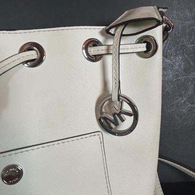 LOT 93: Michael Kors White Leather Dottie medium Bucker Bag