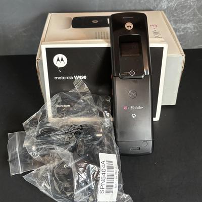 LOT 95: Vintage Motorola W490 Flip Phones