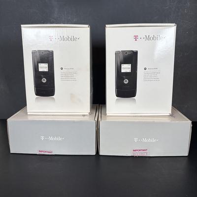 LOT 95: Vintage Motorola W490 Flip Phones