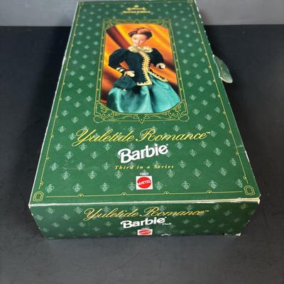LOT 100: Barbie Classique Collection Fashion - Benefit Ball & Yuletide Romance Barbie