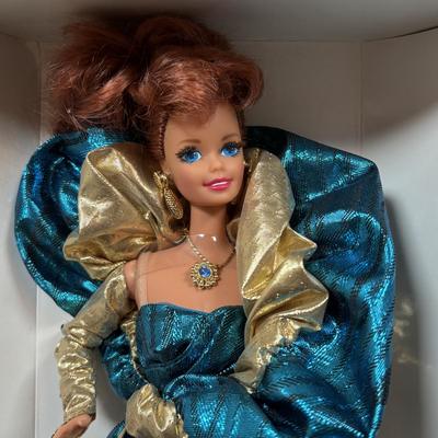 LOT 100: Barbie Classique Collection Fashion - Benefit Ball & Yuletide Romance Barbie