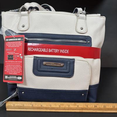 LOT 101: New w/Tags Stone Mountain Leather Plugged in Pebble Tote Bone/Black & Bone/Blue