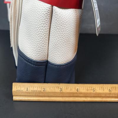 LOT 101: New w/Tags Stone Mountain Leather Plugged in Pebble Tote Bone/Black & Bone/Blue