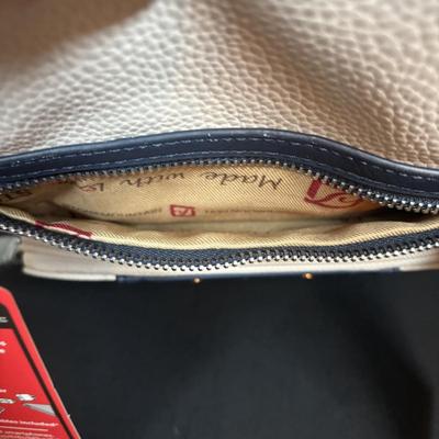 LOT 101: New w/Tags Stone Mountain Leather Plugged in Pebble Tote Bone/Black & Bone/Blue