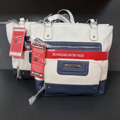 LOT 101: New w/Tags Stone Mountain Leather Plugged in Pebble Tote Bone/Black & Bone/Blue