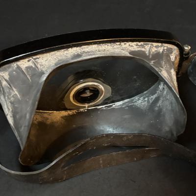 LOT 105: Vintage Scuba Diving Masks