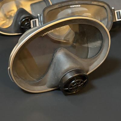 LOT 106: Vintage Scuba Diving Masks