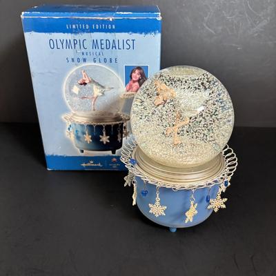 LOT 112: Limited Edition Hallmark Olympic Medalist Musical Snow Globe, Crabtree & Evelyn Mug, Porcelain Farm Animals & Pimpernel...